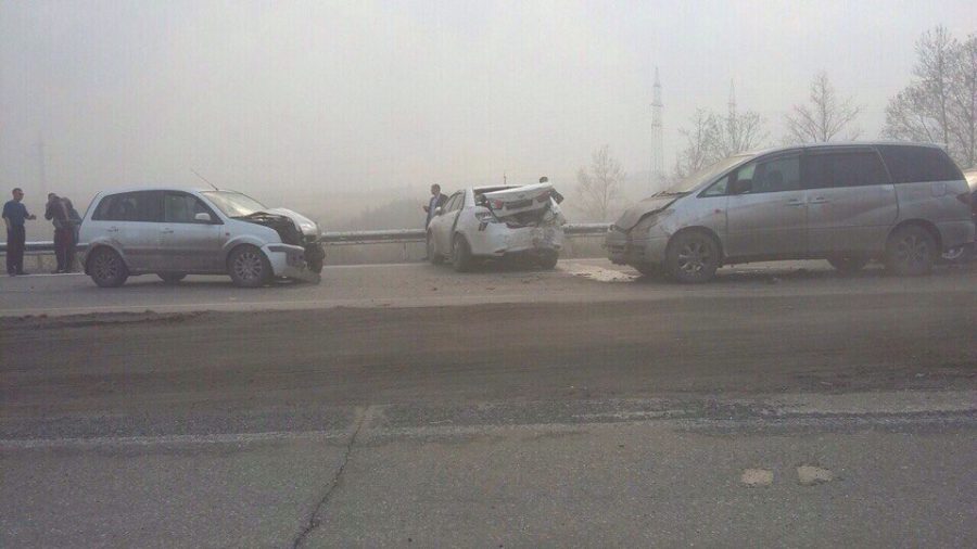 МВД: на кузбасской трассе столкнулись 11 машин, пострадавших нет