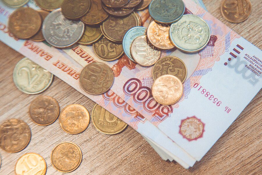 Кузбасс опустился в рейтинге регионов Сибири по уровню зарплаты на 7 место