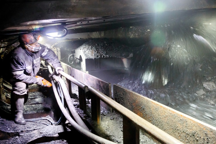 В Кузбассе коллектив шахты имени С. М. Кирова установил новый рекод по добыче угля