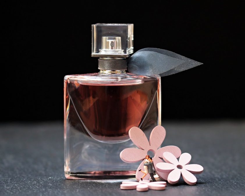 В Кемерове бизнесмена оштрафовали на 50 тысяч за продажу контрафактной парфюмерии Lacoste