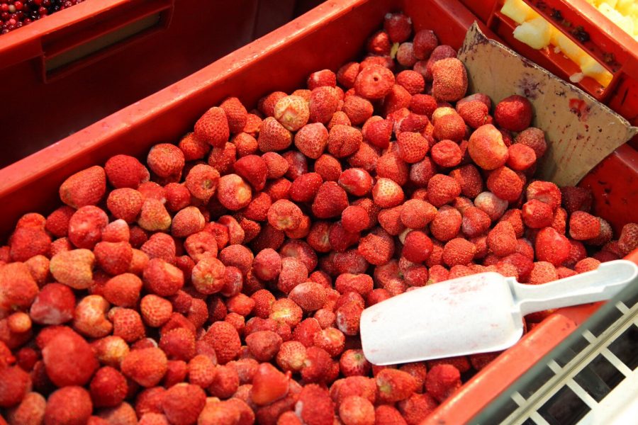 В июне в Кузбассе больше всего подорожали овощи, фрукты и сахар