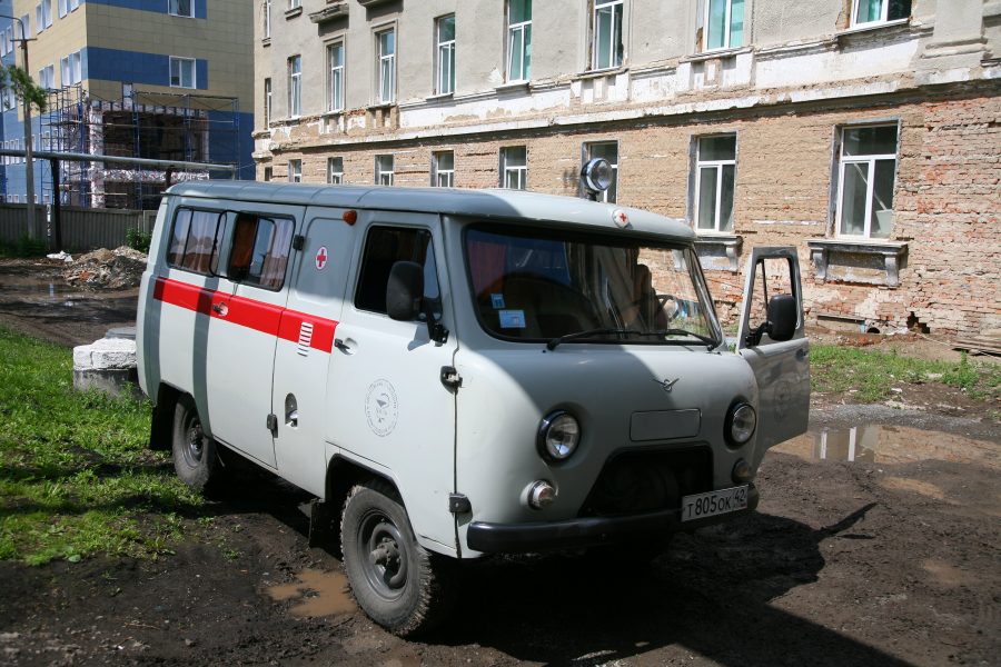 В Киселёвске водитель «Лады» погиб при столкновении с автобусом