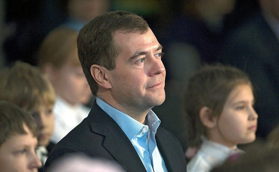 Медведев утвердил новые противопожарные правила для религиозных объектов