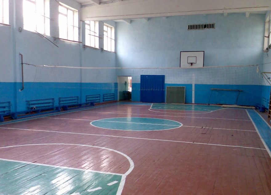 Роспотребнадзор на 90 суток закрыл спортзал в школе в Топкинском районе