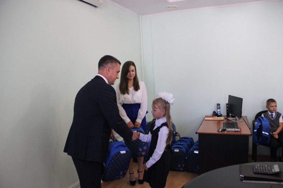 «Южный Кузбасс» помогает детям готовиться к школе