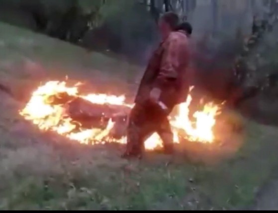 В Кузбассе мужчина поймал пиромана и заставил тушить пожар