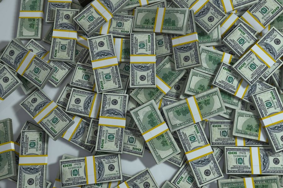«Много денег из ничего»: как пропали 250 миллионов рублей из фонда ОМС?