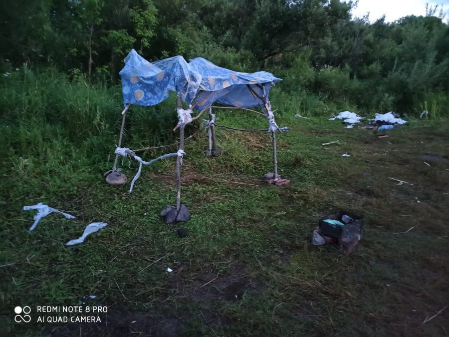 Кузбассовец обнаружил «мусорный дом» на берегу Томи