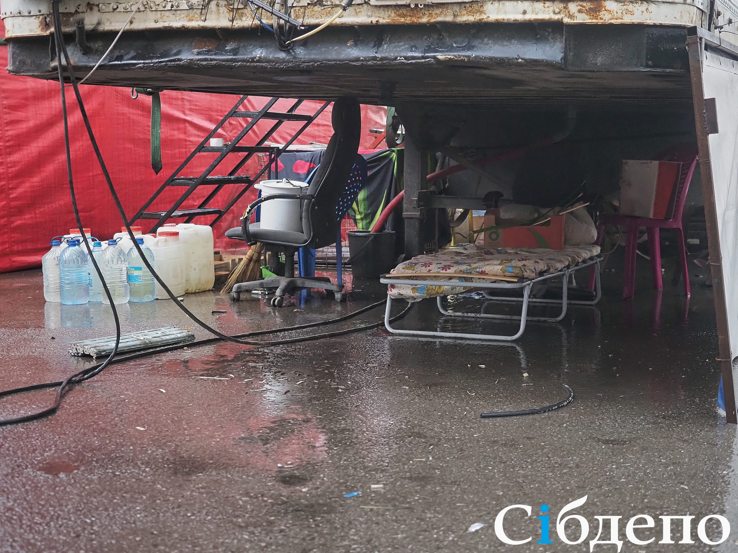 «Затянувшиеся гастроли»: как коронавирус в Кузбассе оставляет людей без работы и денег