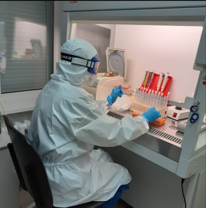 Врачи кемеровской областной больницы начнут проводить тестирования на COVID-19